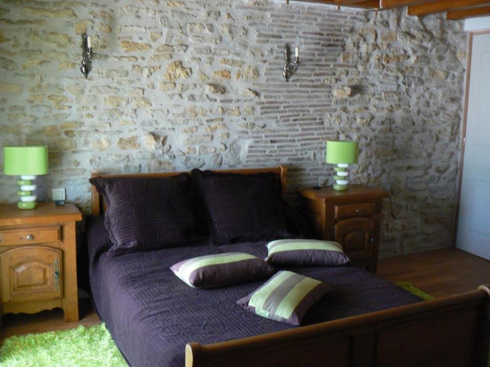 Bed and Breakfast Le Manoir Des Chapelles Venoy Zimmer foto