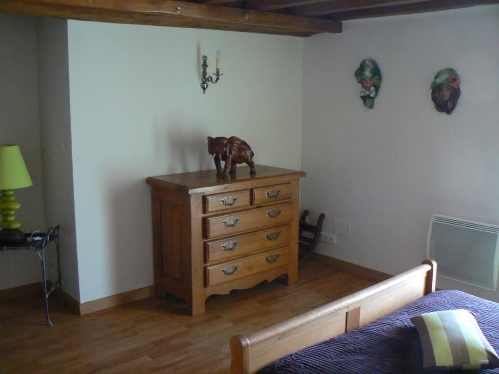 Bed and Breakfast Le Manoir Des Chapelles Venoy Zimmer foto